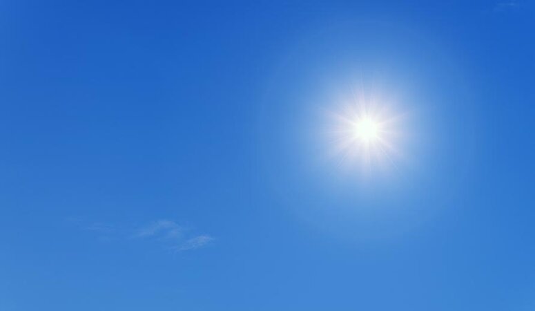 Wenn die Sonne wie hier im Sommer unbarmherzig vom Himmel brennt, sollte man E-Bikes bzw. Elektrofahrräder nicht in der Sonne stehen lassen.