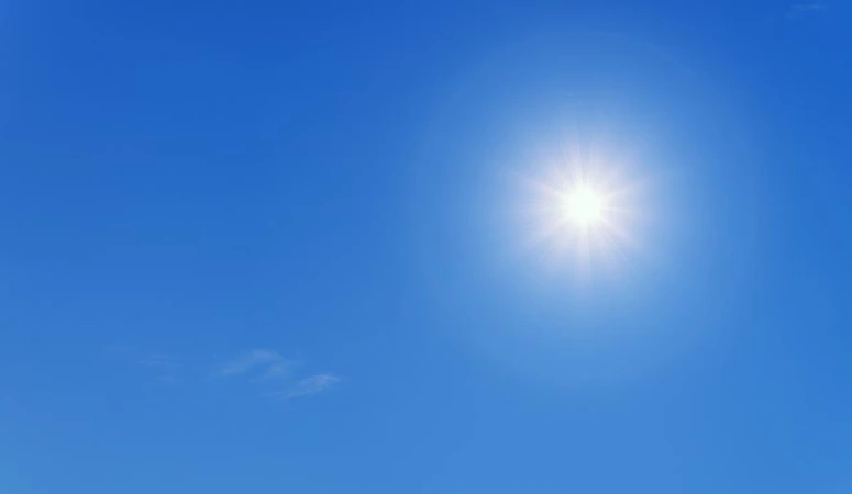 Wenn die Sonne wie hier im Sommer unbarmherzig vom Himmel brennt, sollte man E-Bikes bzw. Elektrofahrräder nicht in der Sonne stehen lassen.